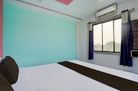 Hotel O by OYO Yash Hotel Lawn And Banquet
