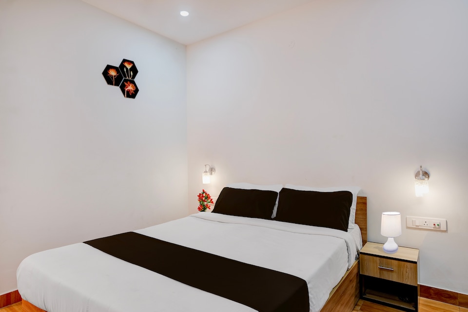 Townhouse ISBT Guwahati Formerly The Pinnacle Inn, Hatigaon Guwahati, Guwahati
