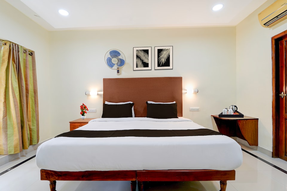 Townhouse Oak Thiruvallam Lakeview Formerly Travancore Island Resort, Kovalam Kerala, Kovalam