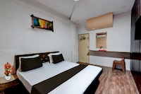 Super Collection O Lokmanya Nagar Metro Station Formerly Hotel Siddhivinayak