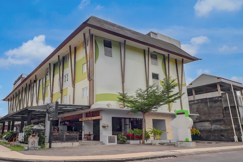 Palette Hotel near Padma, Legian, Bali