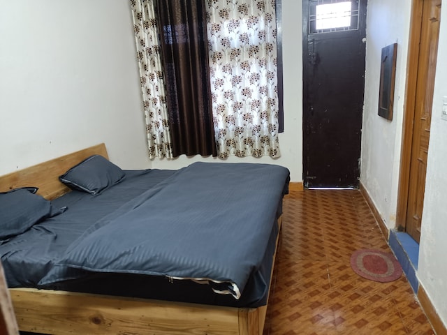 SPOT ON Royal Home Stay Inn