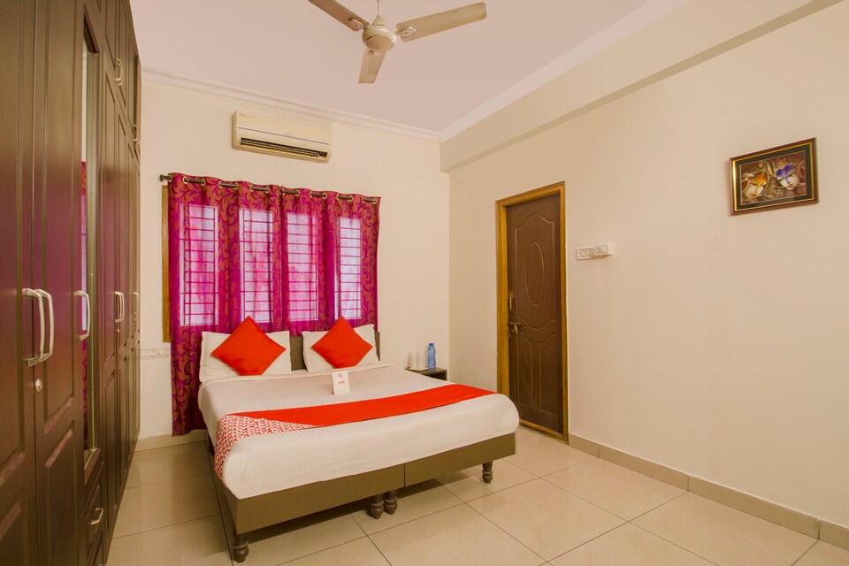 OYO 13193 Rockline Comfort Stay, Madhapur, Hyderabad