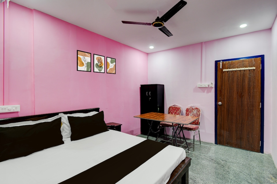 Hotel O MNVT GRAND, Ameerpet, Hyderabad