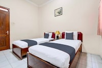 OYO 95023 Hotel Alamanda Garut
