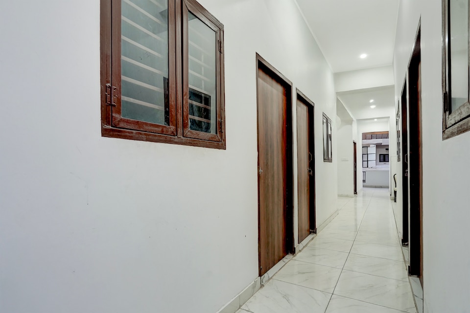 SPOT ON City Charm Homestay, Rajpur Road Dehradun, Dehradun