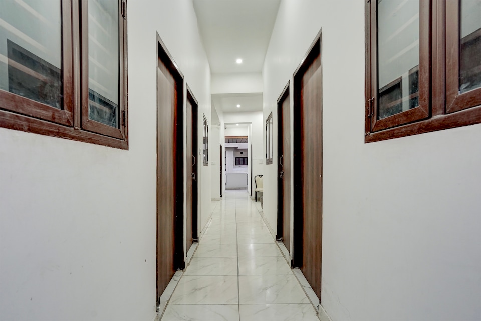 SPOT ON City Charm Homestay, Rajpur Road Dehradun, Dehradun