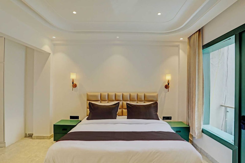 COLLECTION O HOTEL DLF PHASE-4 MG ROAD, Huda 2, Gurgaon