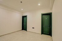 COLLECTION O HOTEL DLF PHASE-4 MG ROAD