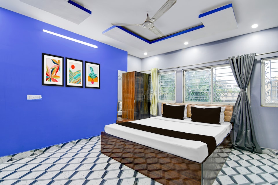 POP 84106E Hotel OLove Birds Hotel, Rajarhat Kolkata, Kolkata