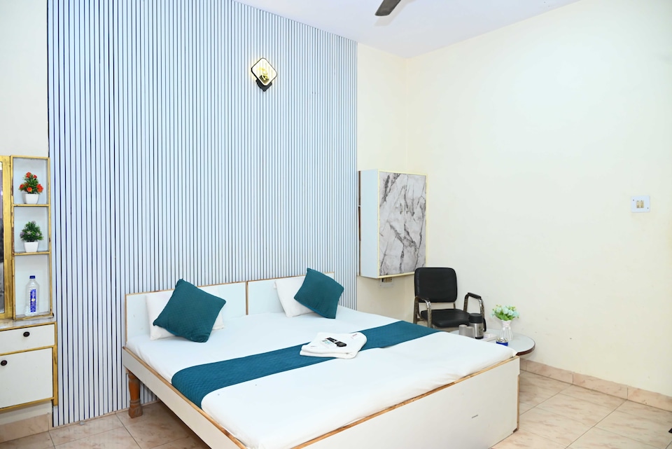 Hotel O A In Residency , Satna, Satna