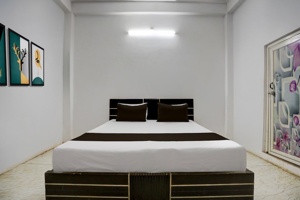 Hotel O The Grand Guest House , Gorakhnath Gorakhpur, Gorakhpur