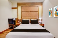 Super Townhouse LBS Road BKC Formerly Royal Palace