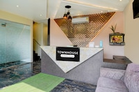 Super Townhouse LBS Road BKC Formerly Royal Palace