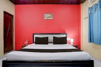 Hotel O FOUR SEASONS P. GUEST HOUSE