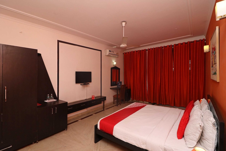 Hotel O White House Residency, Gomti Nagar Extension Lucknow, Lucknow