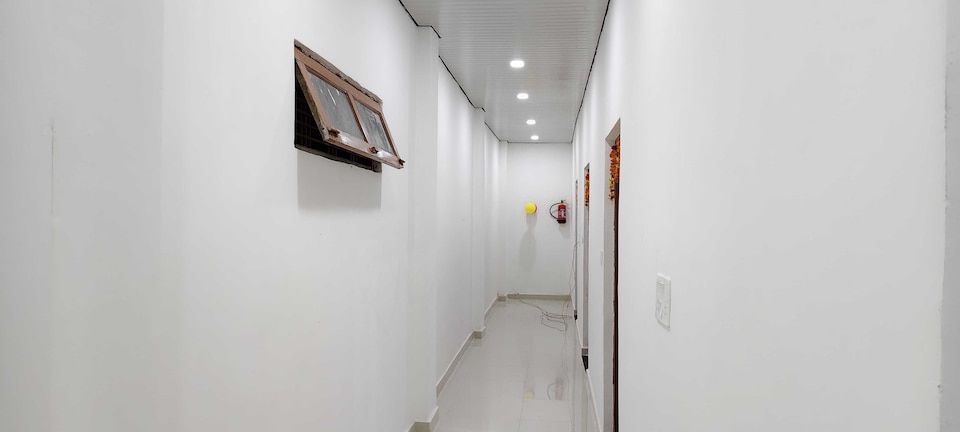 Hotel O The King Heaven, Mainpuri, Mainpuri