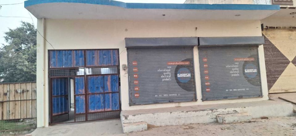 SPOT ON Universal hotel, Meerut, Meerut