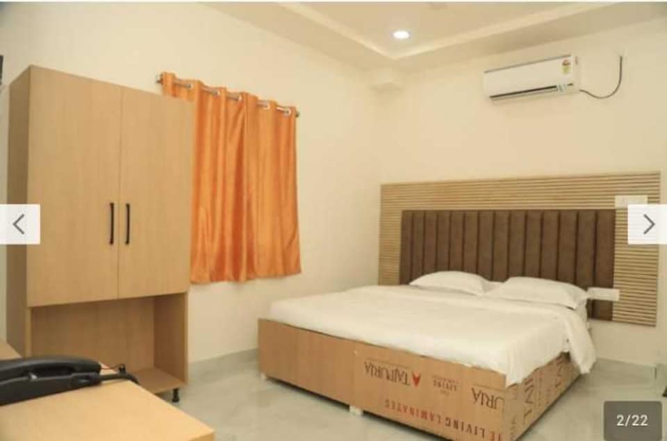 Hotel O Infosys Pocharam Hyderabad, Kompally - Jeedimetla, Hyderabad