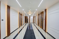 Super Townhouse Puri Bypass Crossway Formerly Hotel Pratee Heights