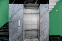 Super Townhouse Puri Bypass Crossway Formerly Hotel Pratee Heights