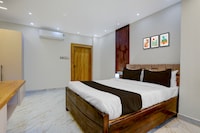 Super Townhouse Puri Bypass Crossway Formerly Hotel Pratee Heights