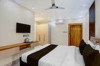 Super Townhouse Puri Bypass Crossway Formerly Hotel Pratee Heights