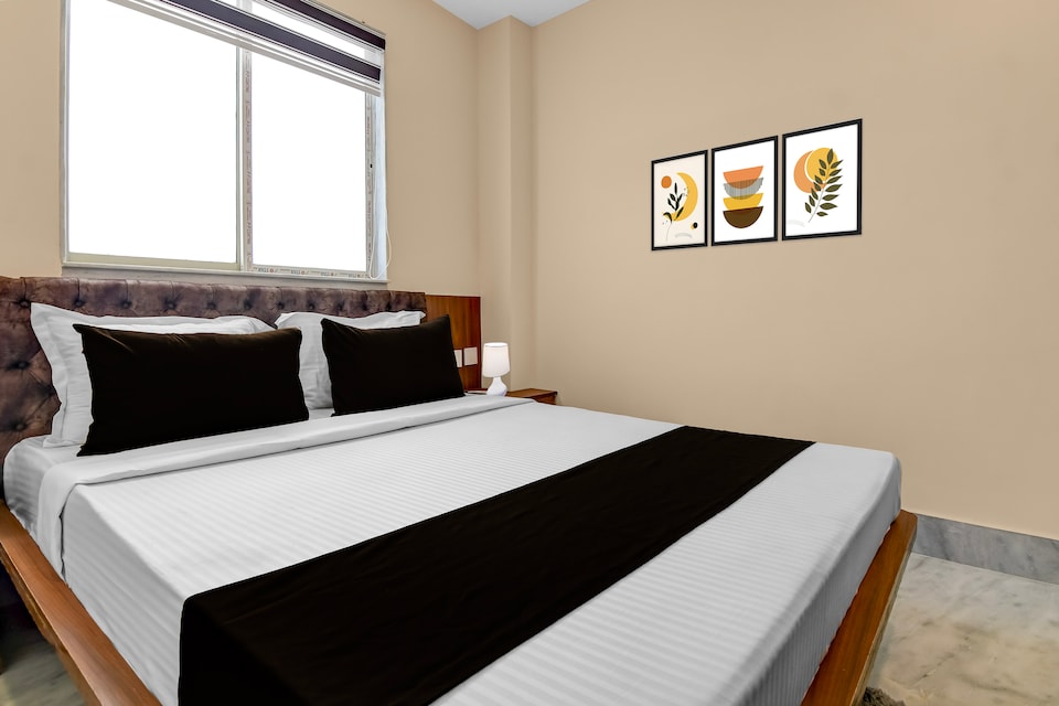 Super Collection O Tollygunge Metro Station Kolkata Formerly Mahamaya Step Inn, Behala Kolkata, Kolkata