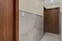 Super Collection O Tollygunge Metro Station Kolkata Formerly Mahamaya Step Inn