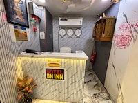 POP 84110F Hotel O B N Inn