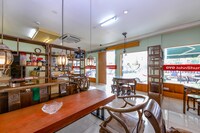 OYO 324 Johnshun Hotel