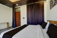 Hotel O Luxe's Stays