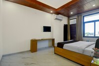 Hotel O Luxe's Stays