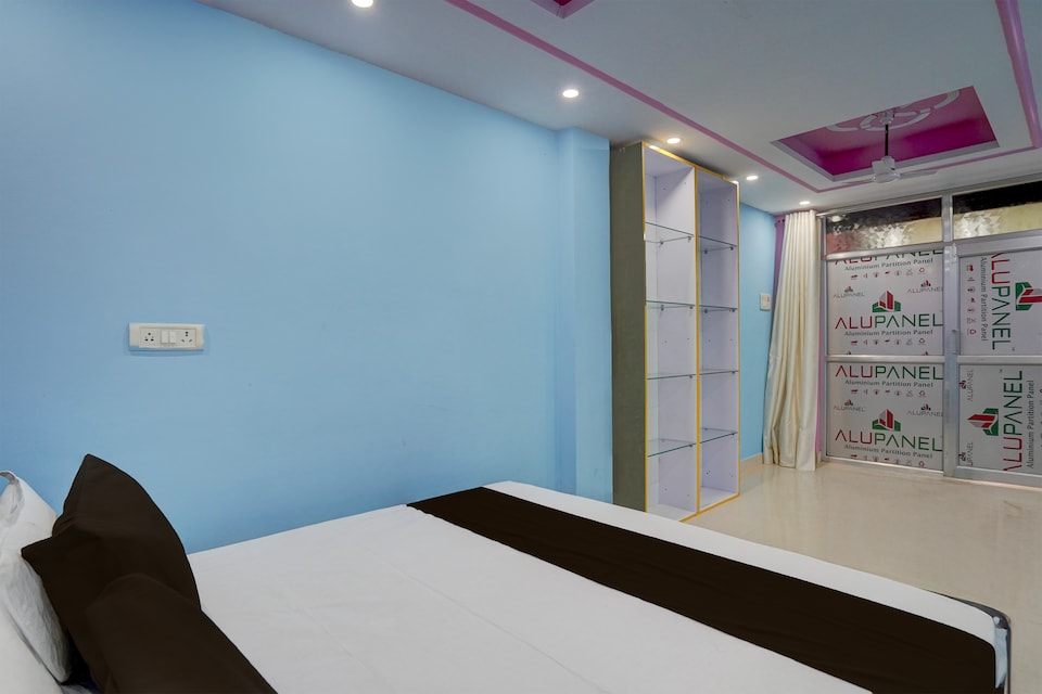 SPOT ON MS Hotel & Restaurant , Jhusi, Prayagraj