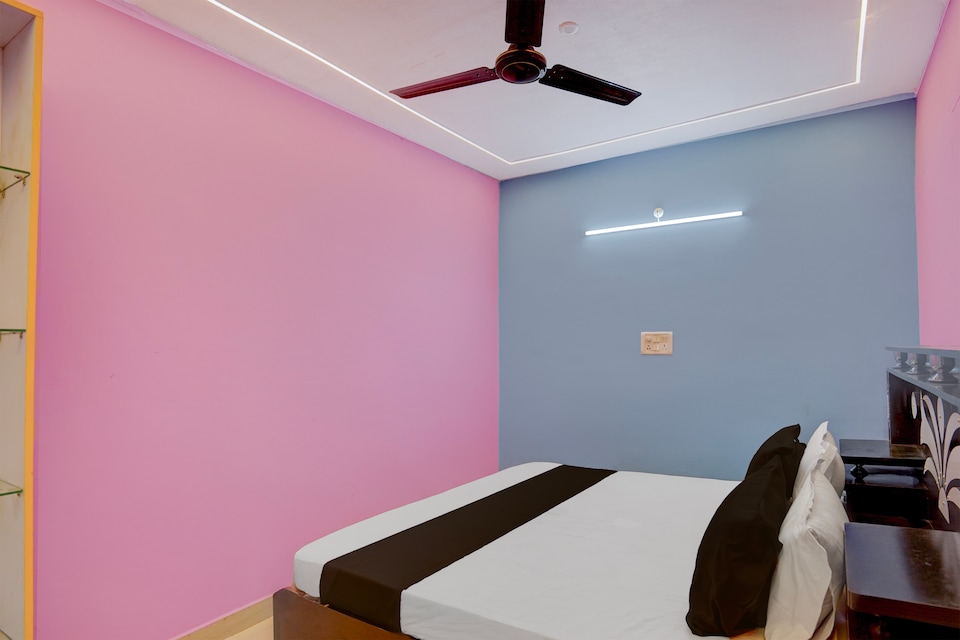 SPOT ON MS Hotel & Restaurant , Jhusi, Prayagraj