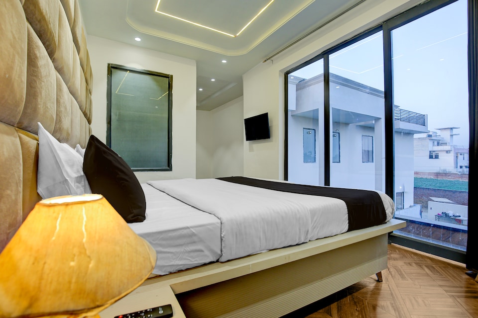 Hotel O by OYO ROYAL MENOR, Pakhowal Road Ludhiana, Ludhiana