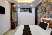 Hotel O Royal Salute