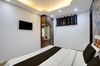 Hotel O Royal Salute