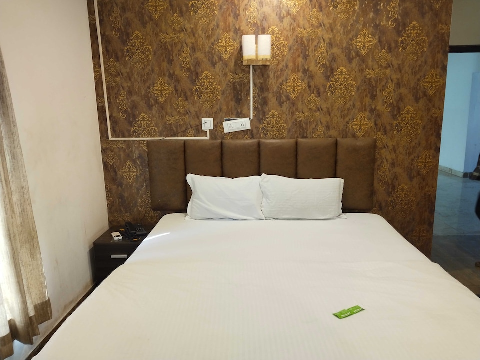 Hotel O The Seven Wonders, Rajarhat Kolkata, Kolkata