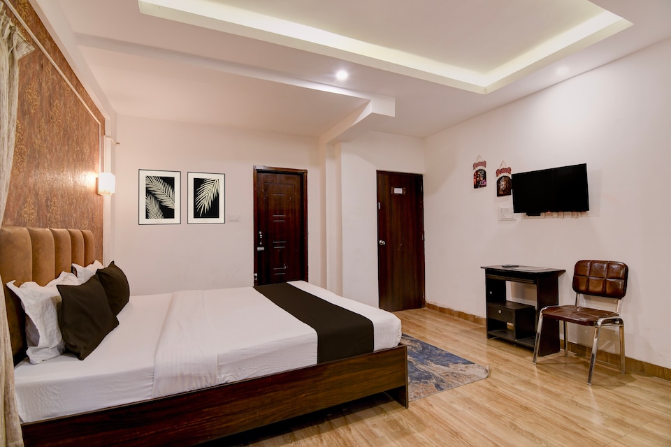 Hotel O The Seven Wonders, Rajarhat Kolkata, Kolkata