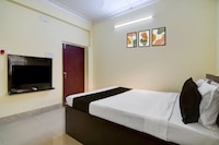 POP 84116K Hotel O Maa Tara Guest House
