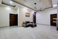 Collection O Ambedkar Chowk Formerly Hotel Paras Inn