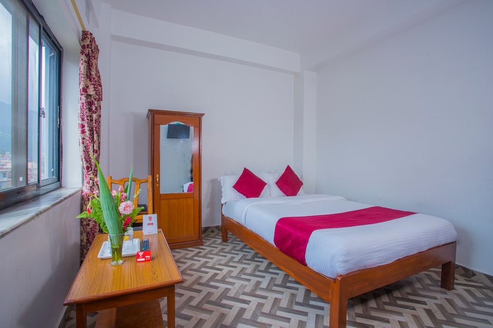 OYO 130 Hotel Prime, Pokhara, Pokhara