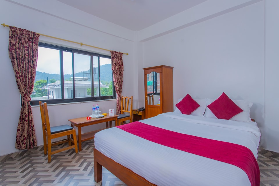 OYO 130 Hotel Prime, Pokhara, Pokhara