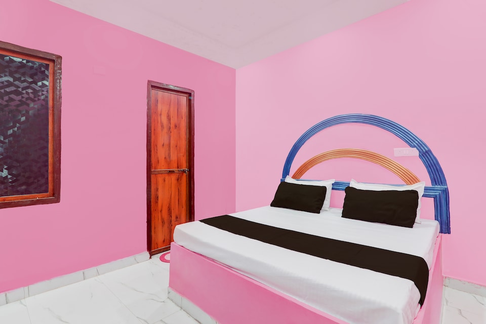 SPOT ON S R  Palace, Rania Kanpur, Kanpur