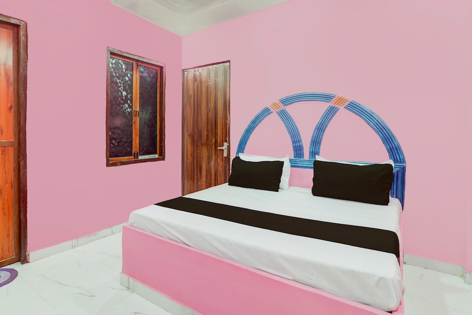 SPOT ON S R  Palace, Rania Kanpur, Kanpur