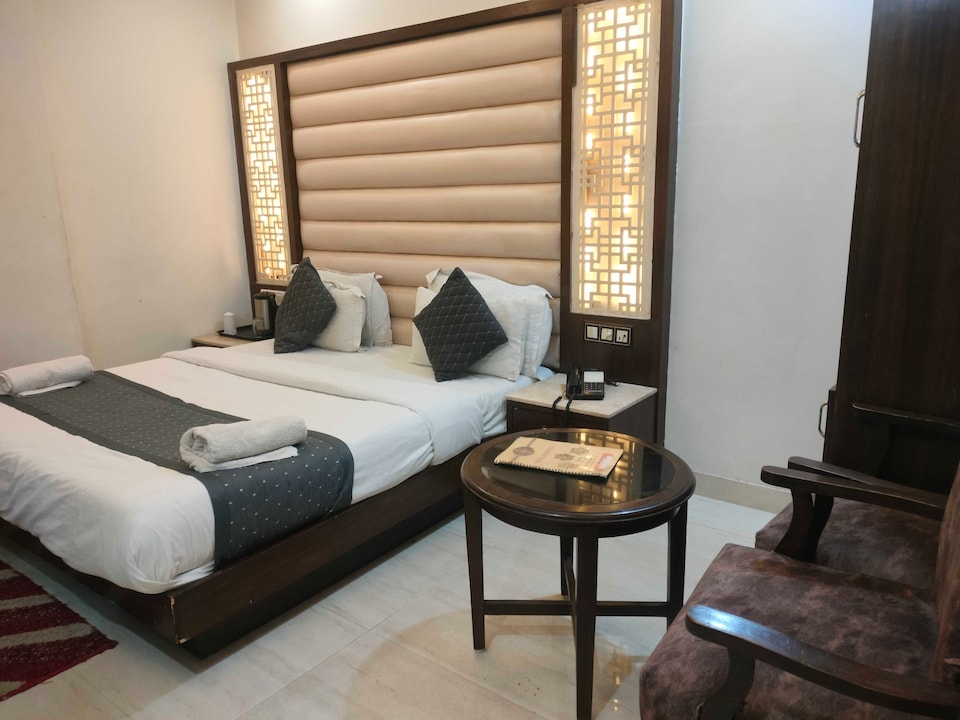 Collection O Paharganj NDLS Railways Formerly Sai Mahal International, Paharganj Delhi, Delhi