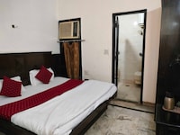 Collection O Paharganj NDLS Railways Formerly Sai Mahal International