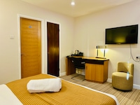 Crown Hotel - Stone (Near Stoke-On-Trent) by OYO