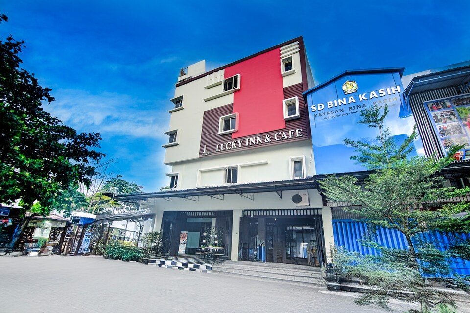 Dancenter Hotel Lucky Inn Makassar, Panakkukang, Makassar